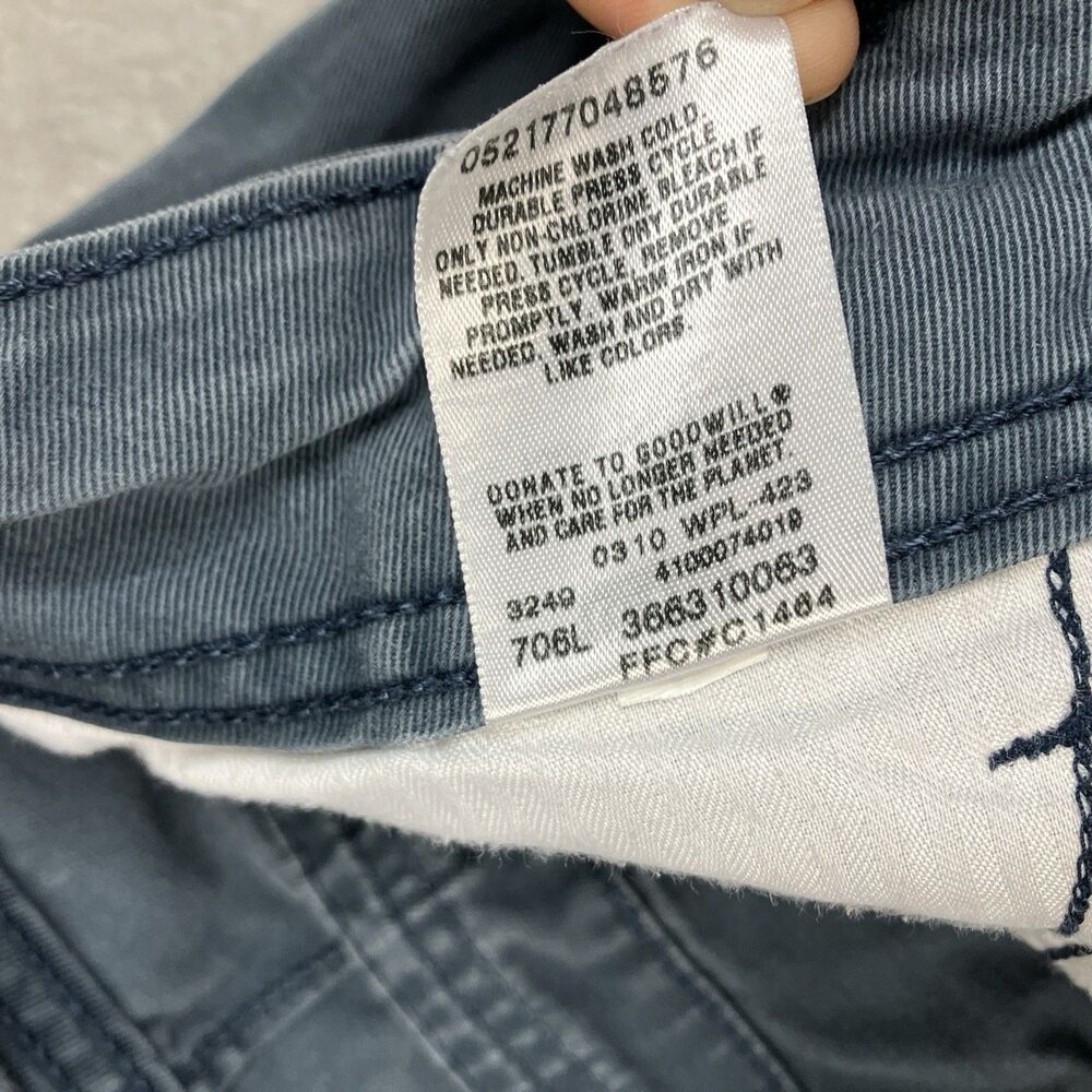 Levi's Men's 100% Cotton Casual Multi Pocket Carrier Grey Cargo Shorts - Picture 7 of 13